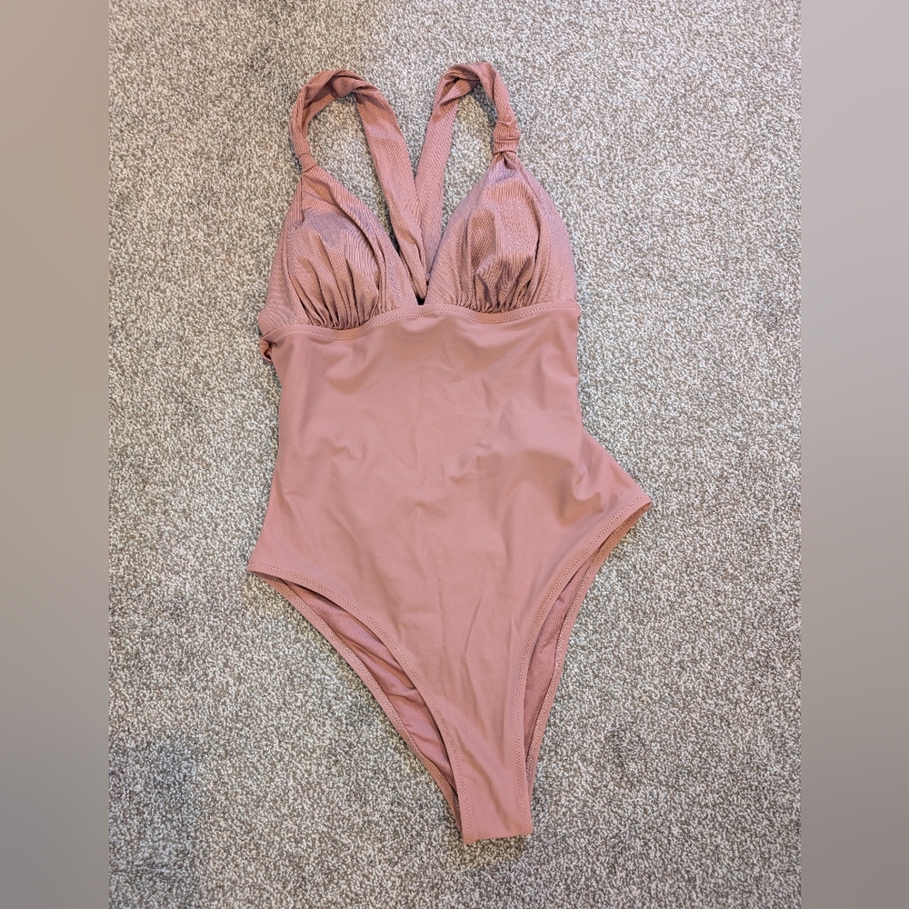 NWOT Cupshe Pink One-Piece Swimsuit Size medium